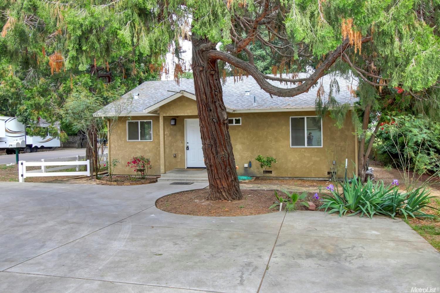 4744 E Live Oak Rd, Lodi, CA 95240 photo 2