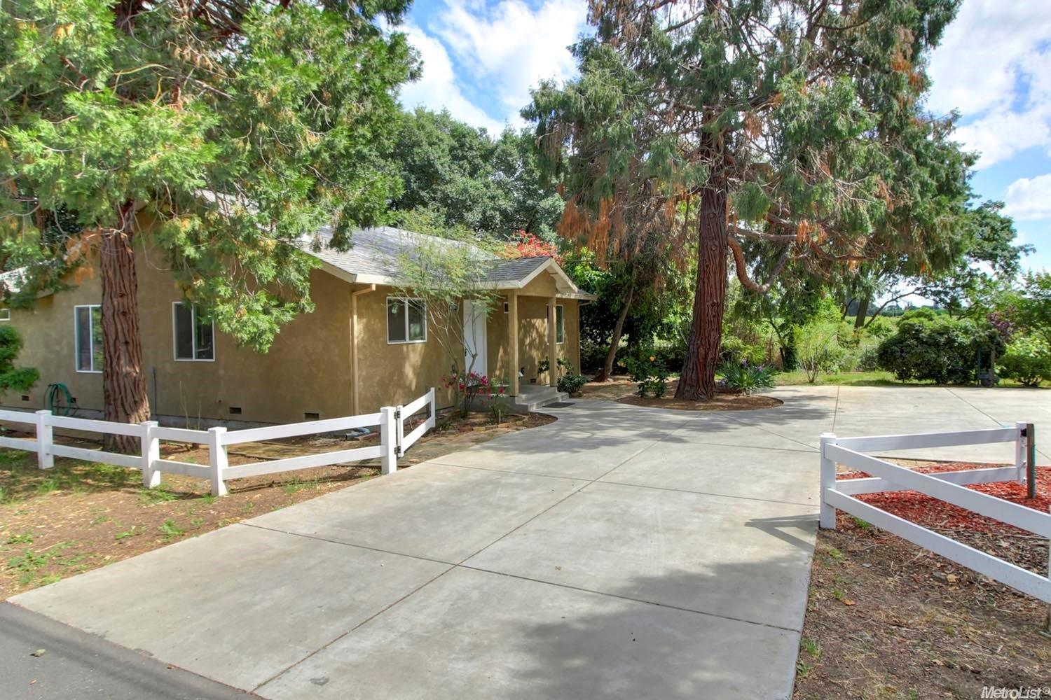 4744 E Live Oak Rd, Lodi, CA 95240 photo 4