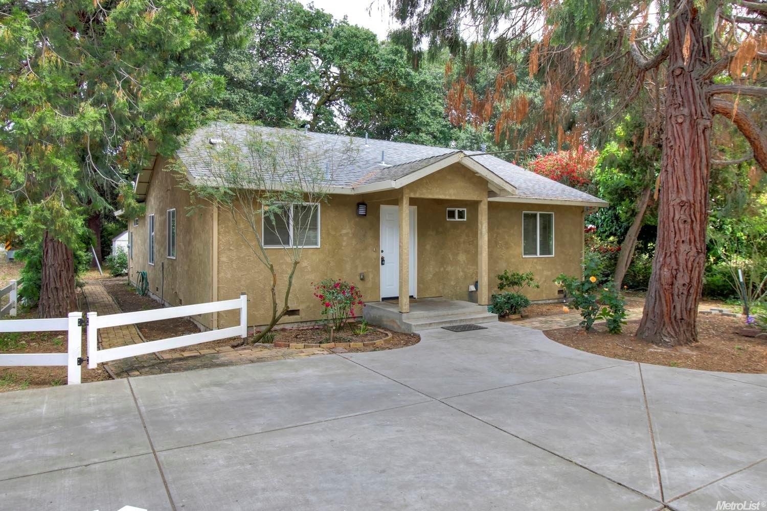 4744 E Live Oak Rd, Lodi, CA 95240 photo 1