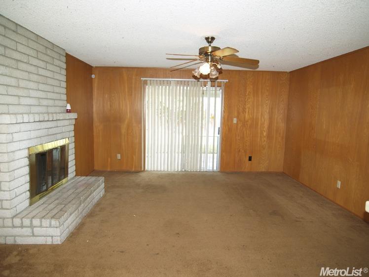 2807 Warwick Ln, Modesto, CA 95350 photo 8