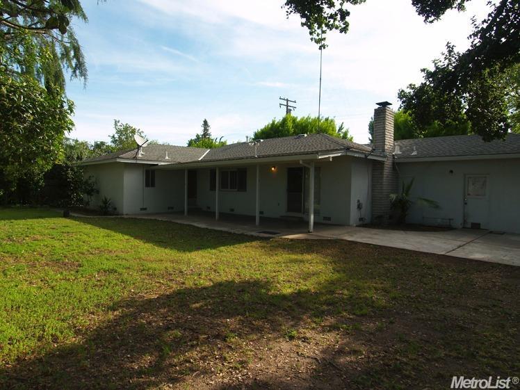 2807 Warwick Ln, Modesto, CA 95350 photo 23