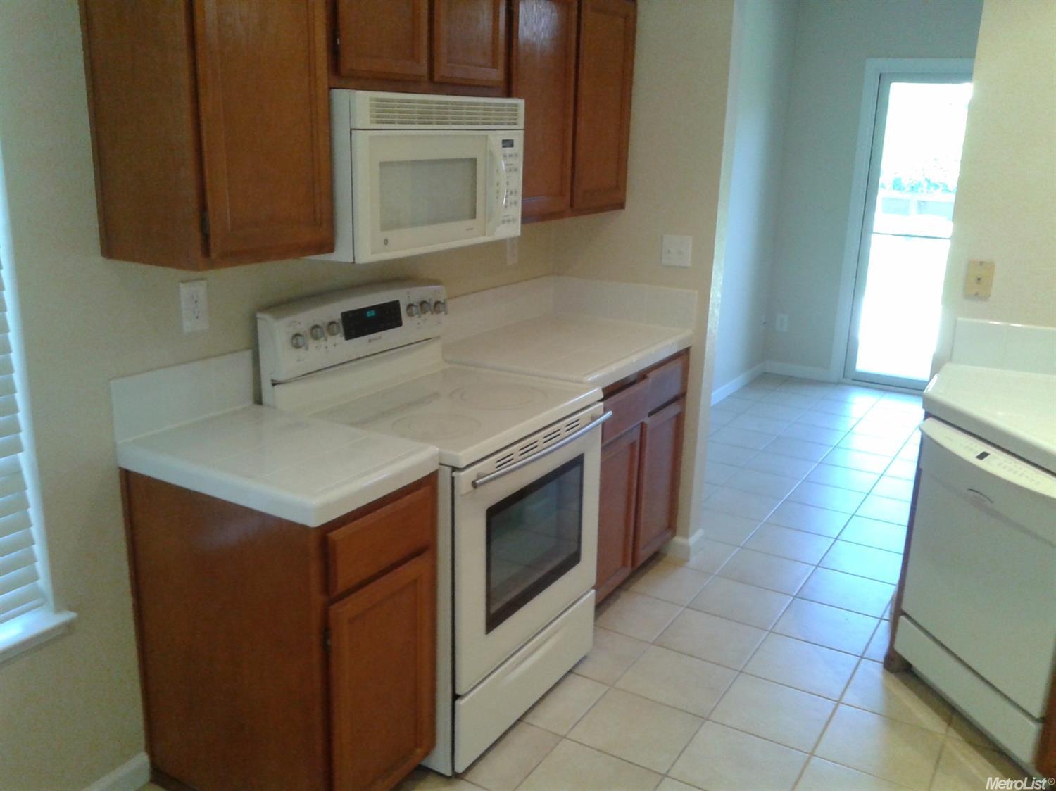 1925 Pheasant Run Ct, Tracy, CA 95376 photo 4