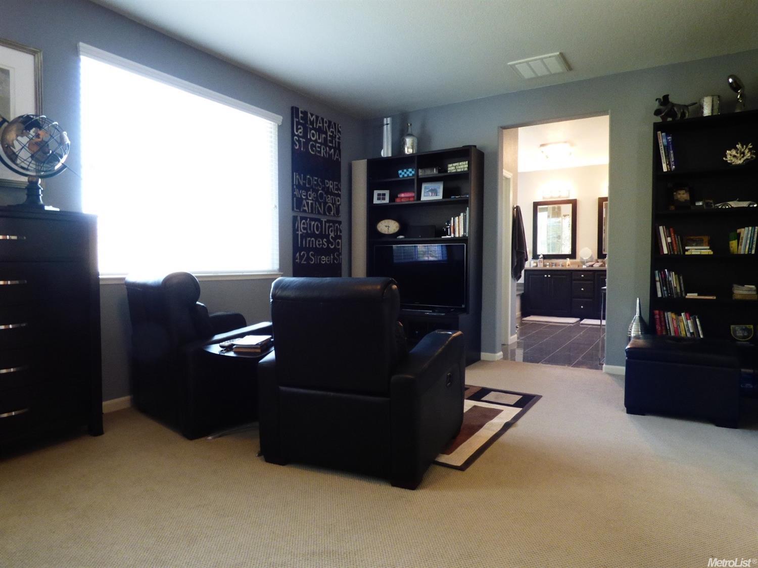 8970 Sand Trap Ct, Patterson, CA 95363 photo 13