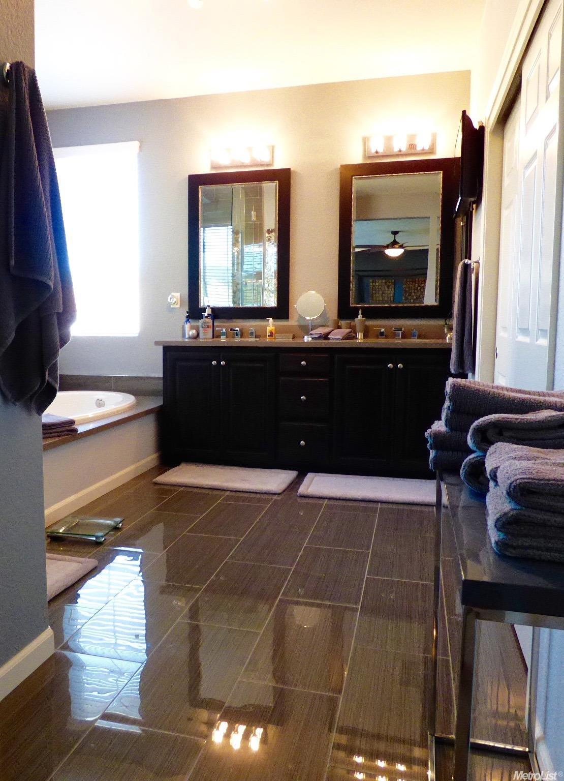 8970 Sand Trap Ct, Patterson, CA 95363 photo 14