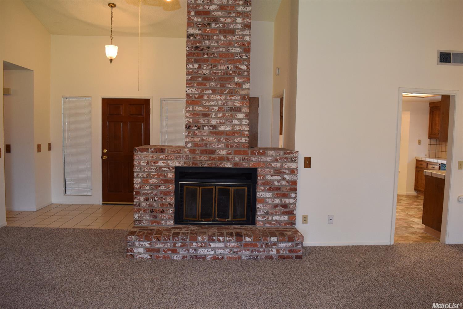 4033 Glendale Ct, Merced, CA 95348 photo 4