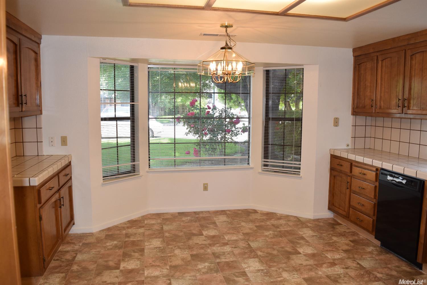 4033 Glendale Ct, Merced, CA 95348 photo 11