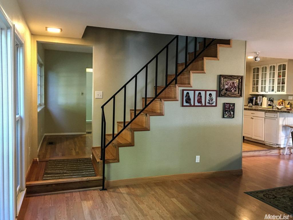 9814 Mindy Ln, Wilton, CA 95693 photo 5