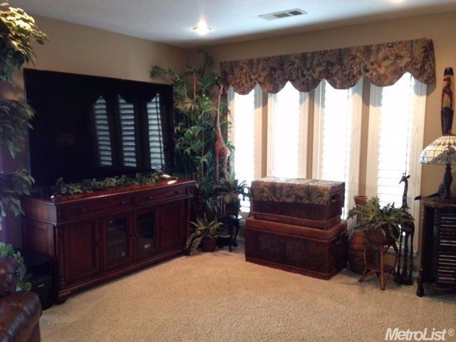 1504 Peppertree Ln, Modesto, CA 95355 photo 9