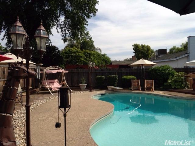 1504 Peppertree Ln, Modesto, CA 95355 photo 3