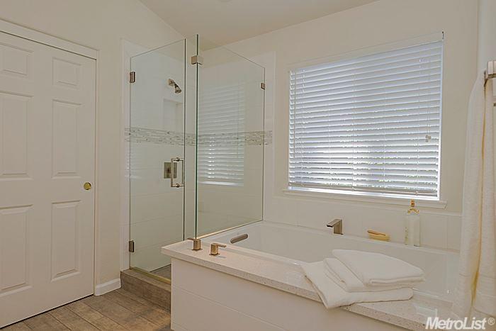 3026 Carmelo Ln, Davis, CA 95618 photo 13