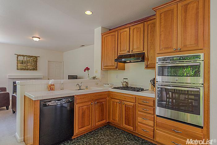3026 Carmelo Ln, Davis, CA 95618 photo 9