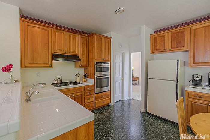 3026 Carmelo Ln, Davis, CA 95618 photo 10
