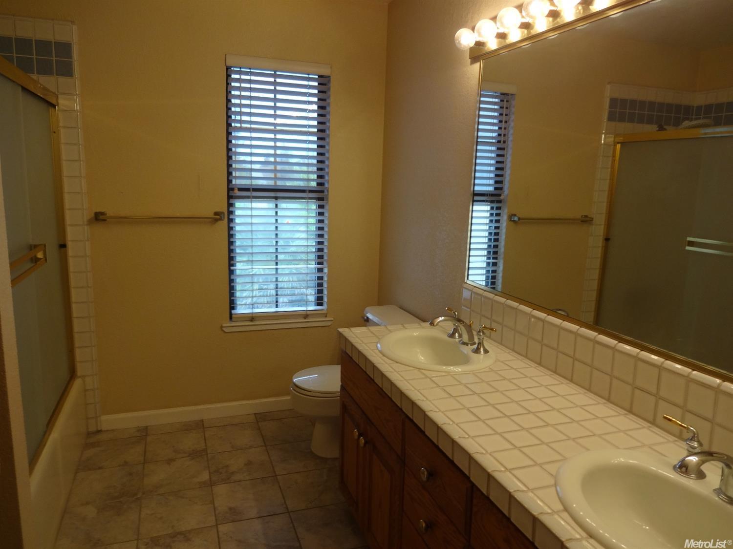 1133 Chateau Ct, Lodi, CA 95242 photo 13