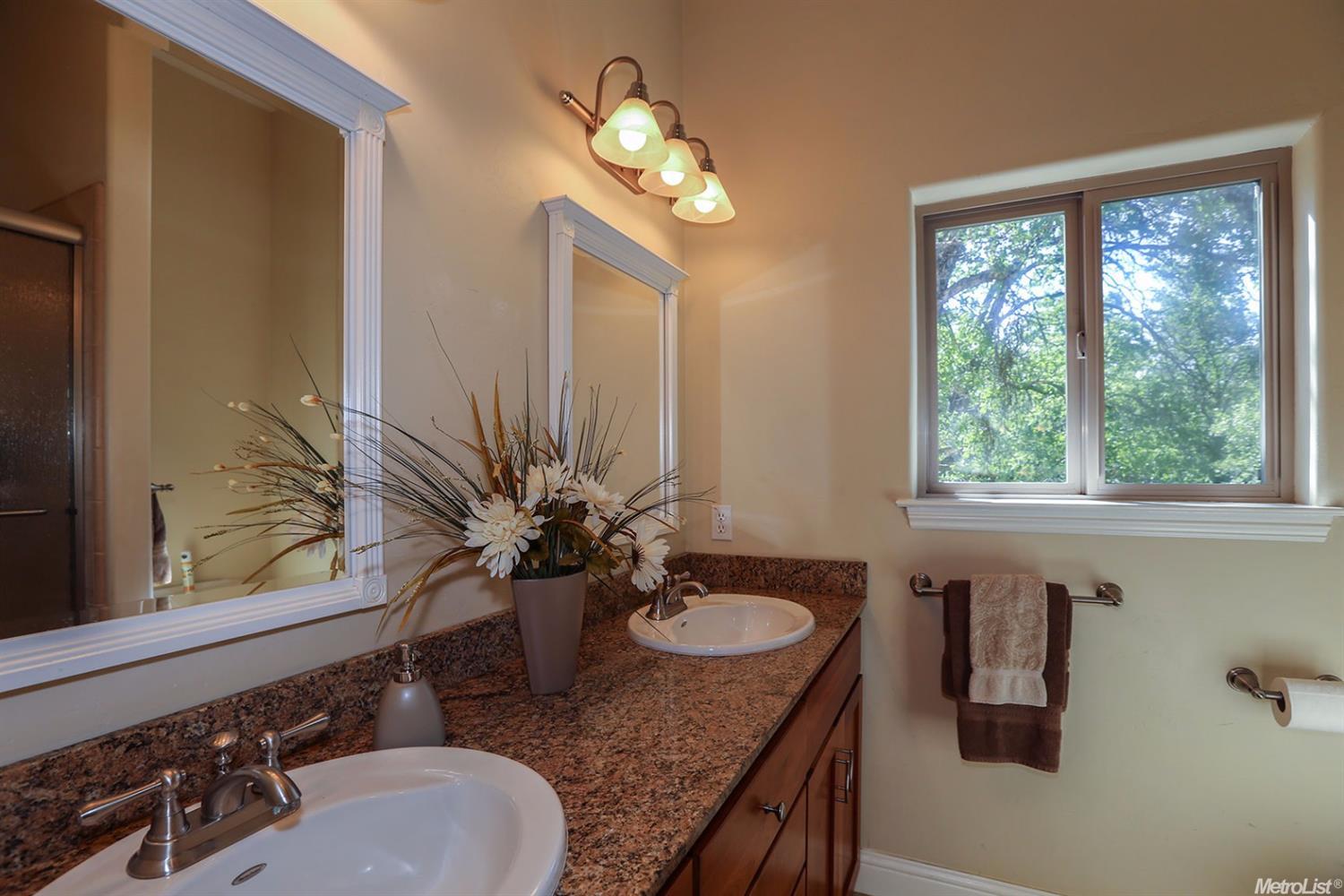 Undisclosed, Grass Valley, CA 95949 photo 14