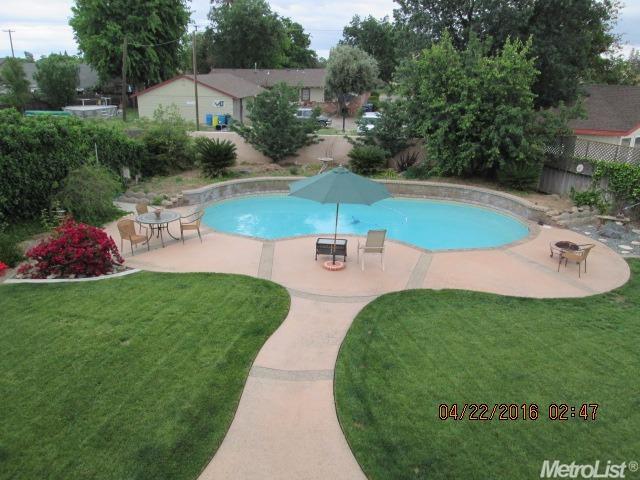 2009 Columbard Way, Modesto, CA 95351 photo 4