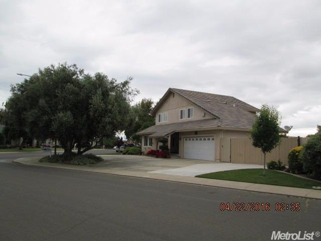 2009 Columbard Way, Modesto, CA 95351 photo 2