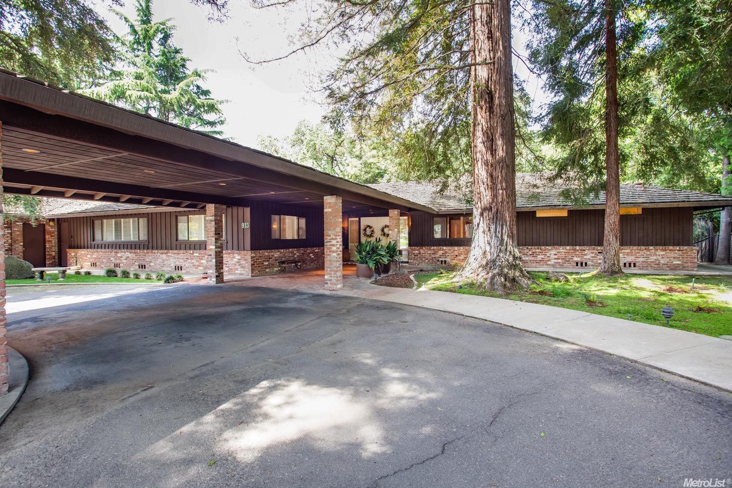 913 Edgebrook Dr, Modesto, CA 95354 photo 1