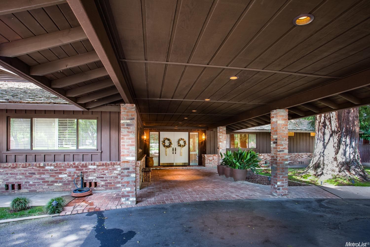 913 Edgebrook Dr, Modesto, CA 95354 photo 3