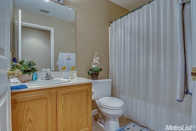 4242 Castleton Cir, Mather, CA 95655 photo 20