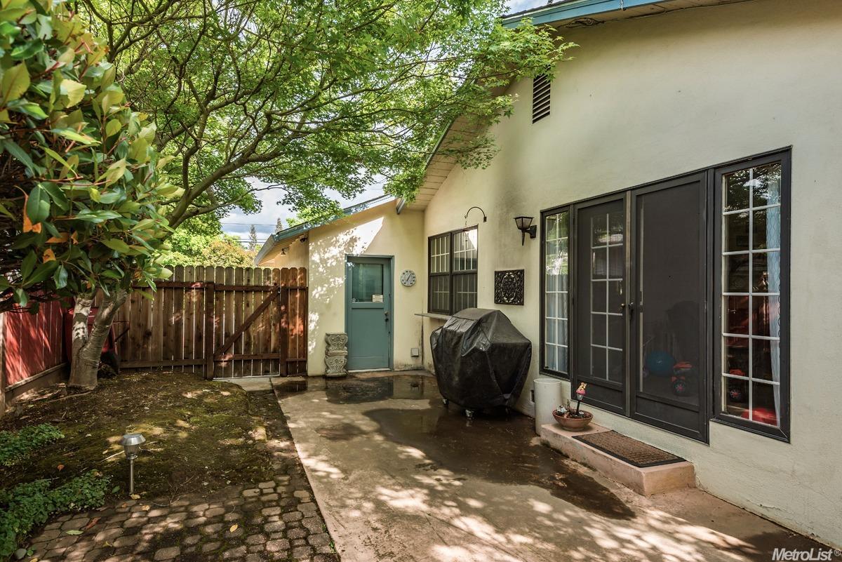3925 Garfield Ave, Carmichael, CA 95608 photo 24