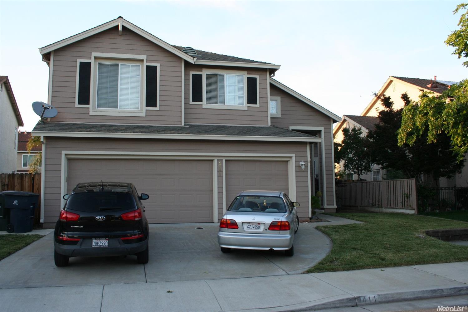 411 De Bord Dr, Tracy, CA 95376 photo 2