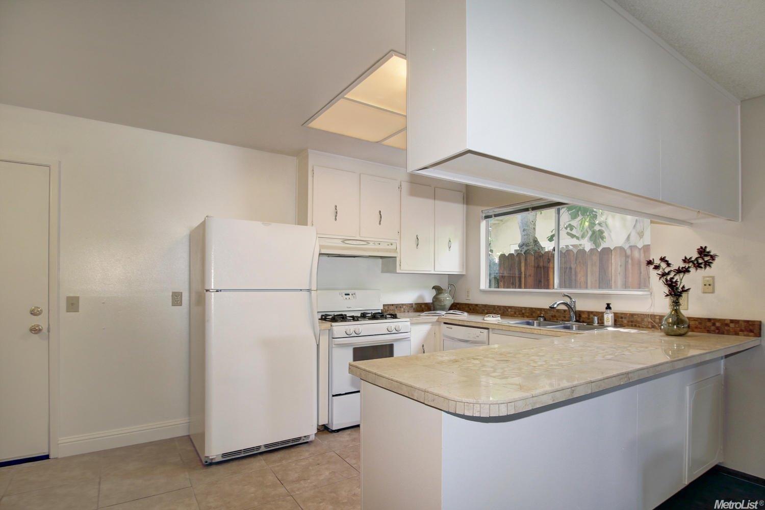 1331 Camphor Ln, Davis, CA 95618 photo 8