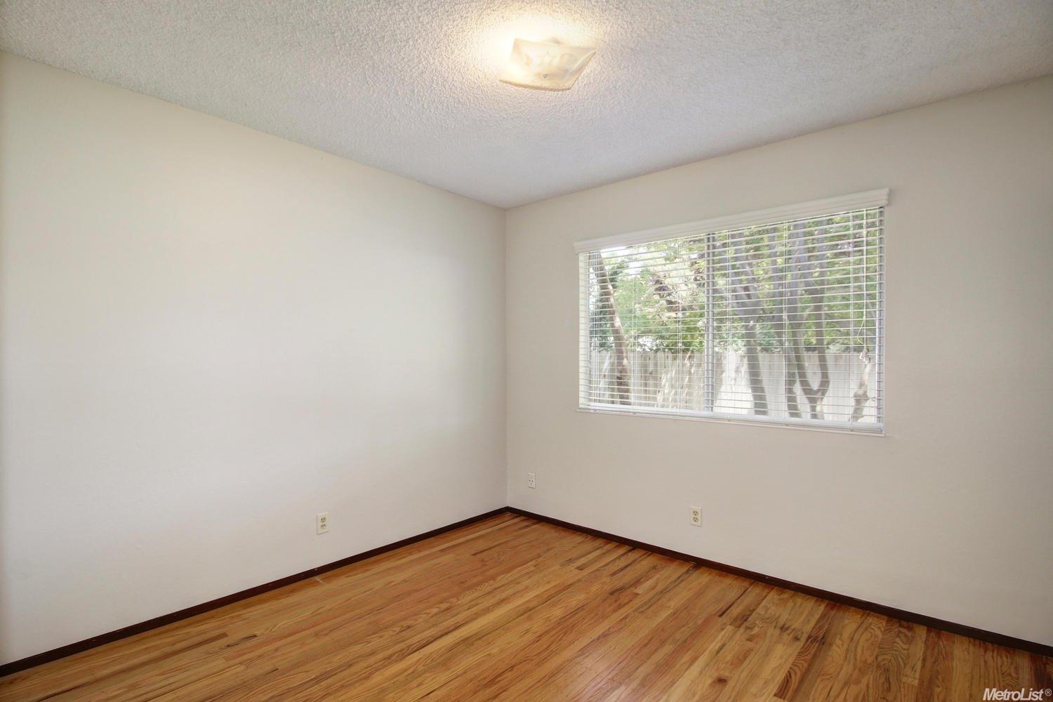 1331 Camphor Ln, Davis, CA 95618 photo 16