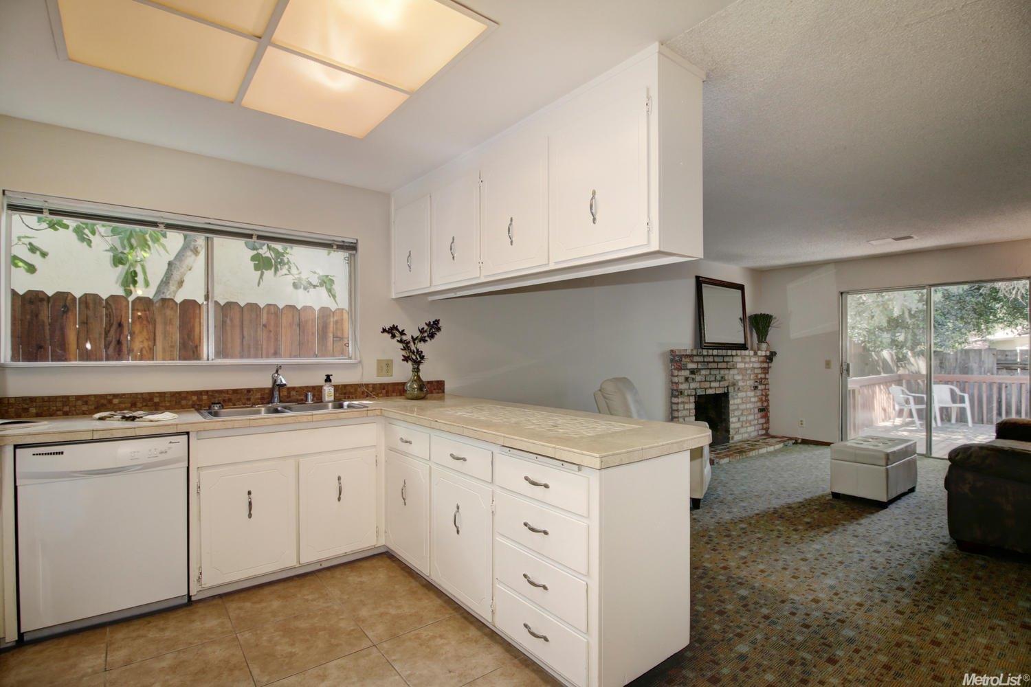 1331 Camphor Ln, Davis, CA 95618 photo 10