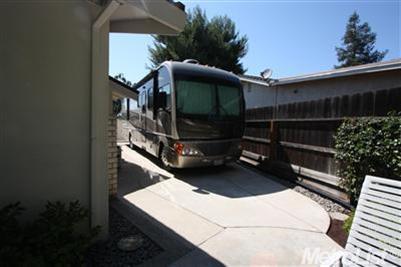 916 Foxcroft Ln, Modesto, CA 95355 photo 3