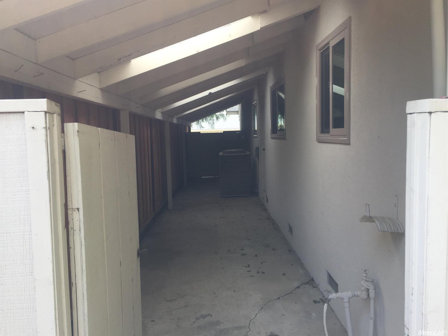 916 Foxcroft Ln, Modesto, CA 95355 photo 25