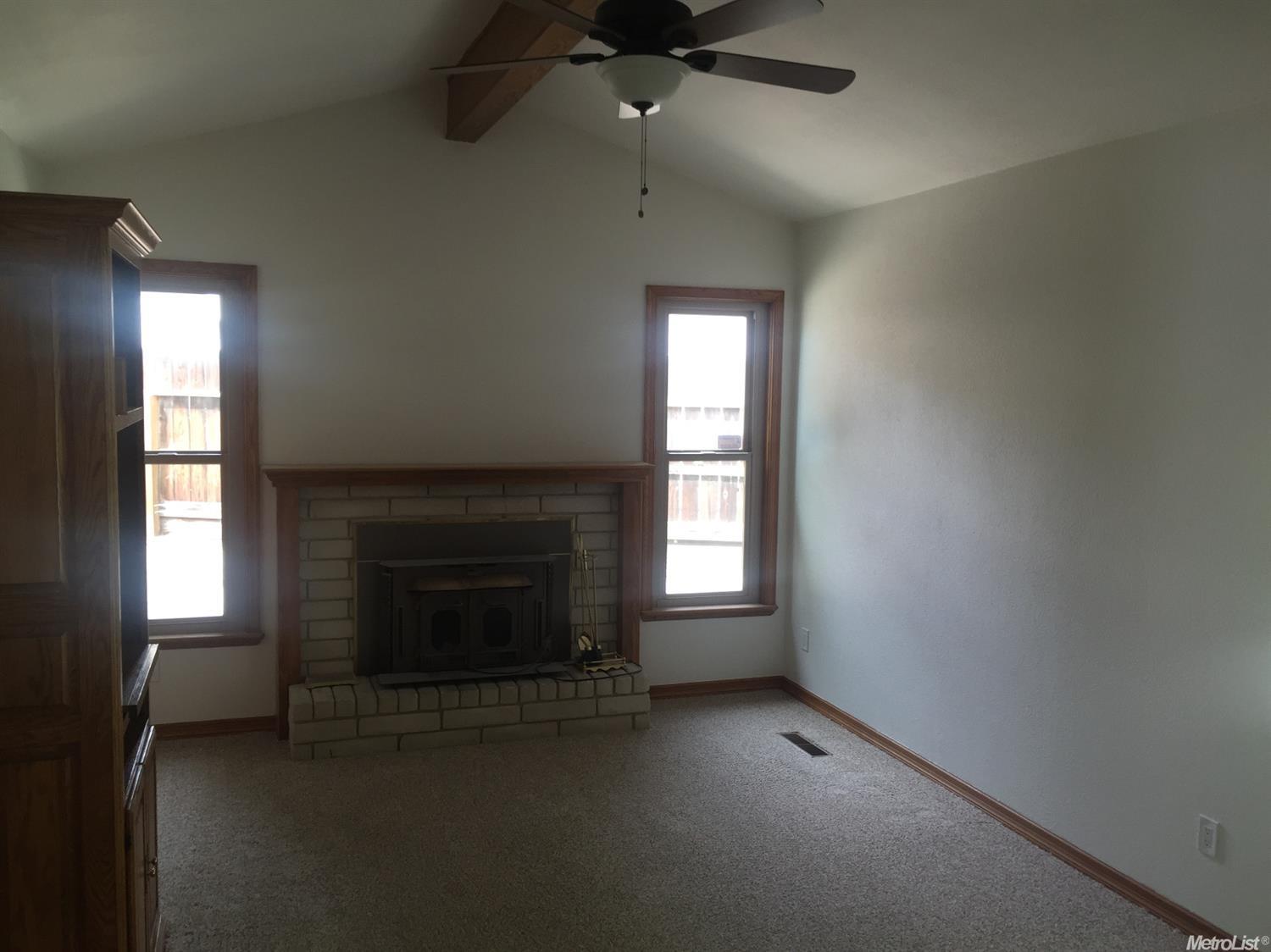 916 Foxcroft Ln, Modesto, CA 95355 photo 7