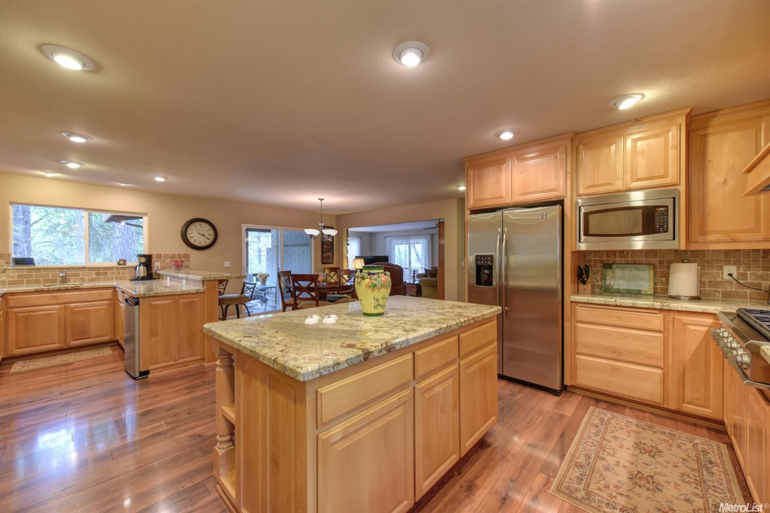 890 Pine Forest Rd, Colfax, CA 95713 photo 2