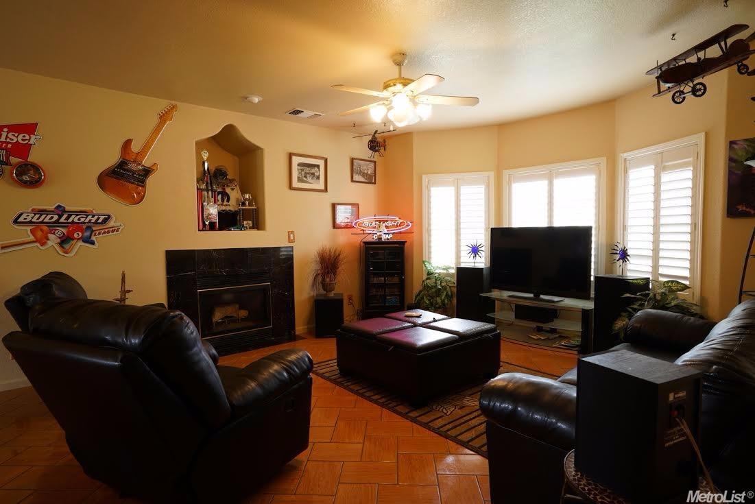 913 Corral Pl, Galt, CA 95632 photo 13