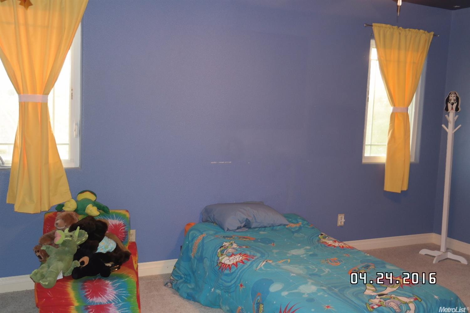 16757 Locust Ave, Patterson, CA 95363 photo 12
