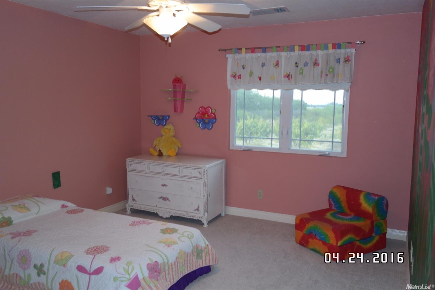 16757 Locust Ave, Patterson, CA 95363 photo 13