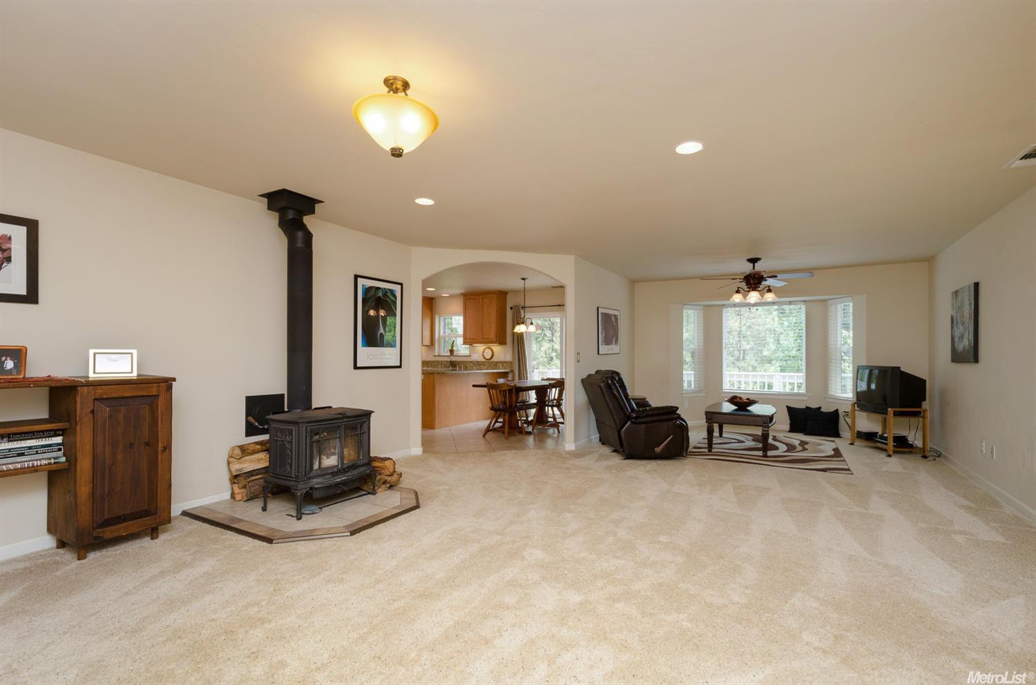 3778 Stope Dr, Placerville, CA 95667 photo 2
