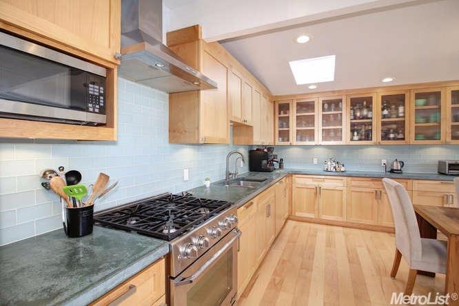 1040 Columbia Pl, Davis, CA 95616 photo 9