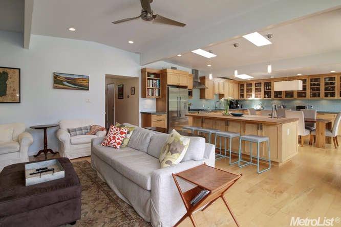 1040 Columbia Pl, Davis, CA 95616 photo 4