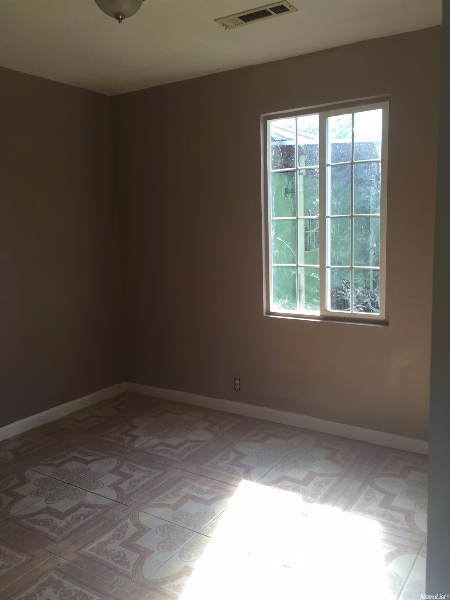9643 E Broadway St, Planada, CA 95365 photo 14