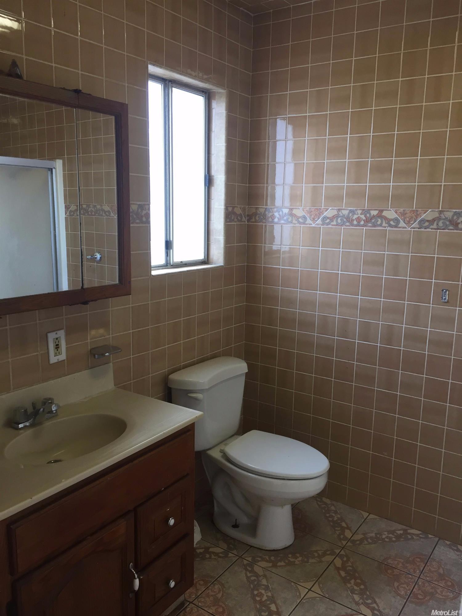 9643 E Broadway St, Planada, CA 95365 photo 12
