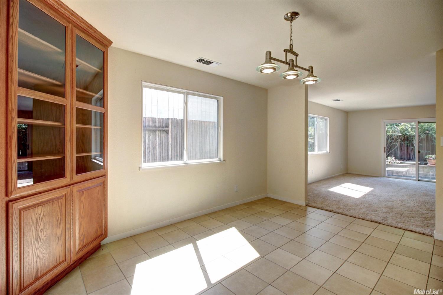 1226 Menlo Dr, Davis, CA 95616 photo 8