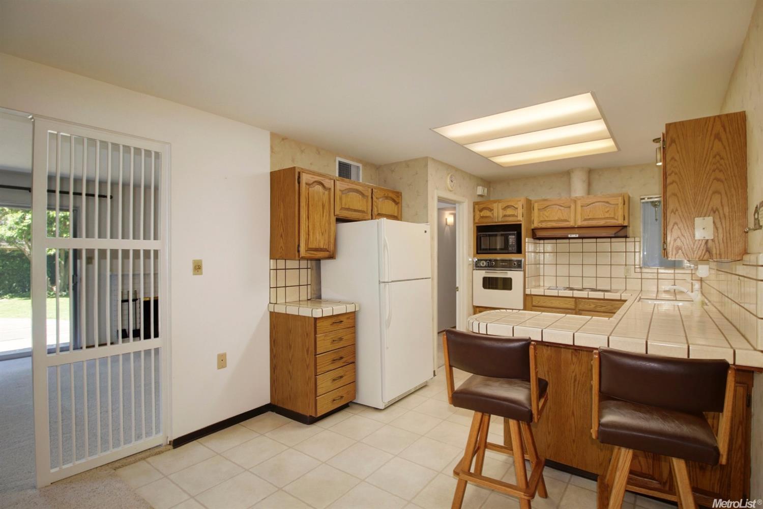 1301 Cedar Pl, Davis, CA 95616 photo 5