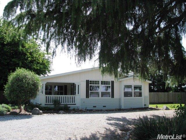 5048 Berkeley Rd, Hughson, CA 95326 photo 1