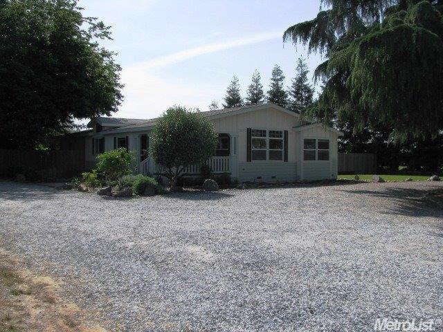 5048 Berkeley Rd, Hughson, CA 95326 photo 2