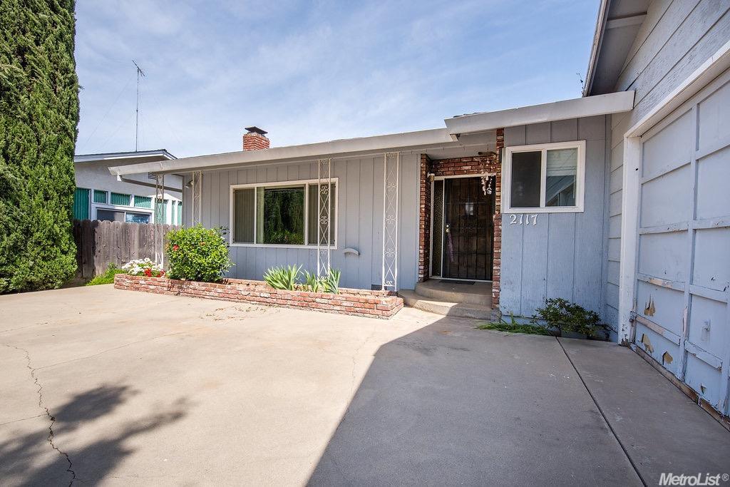 2117 Moran Ave, Modesto, CA 95354 photo 4