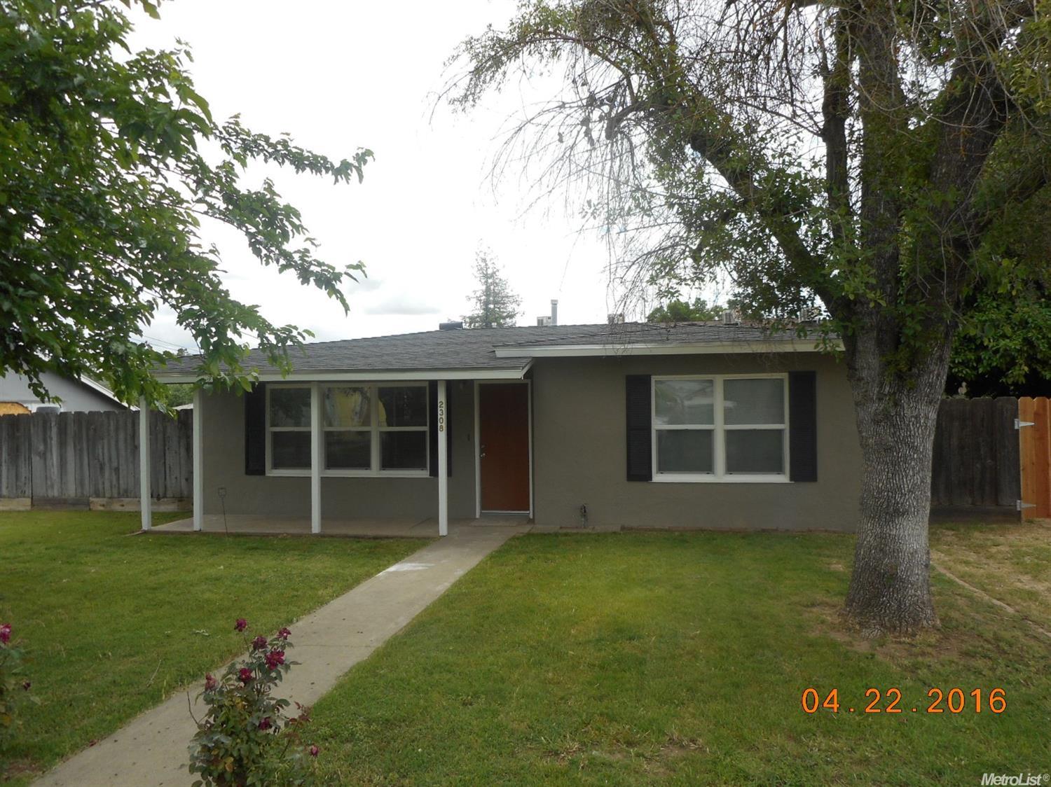 2308 Edwards Ave, Merced, CA 95340 photo 1