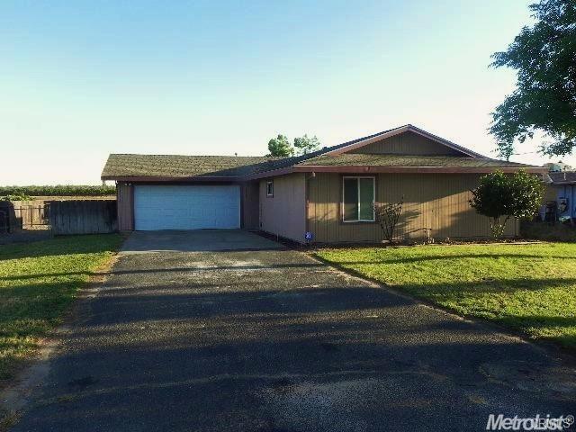 7865 Walnut Ave, Winton, CA 95388 photo 1
