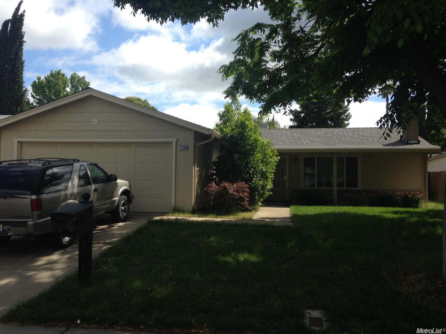 3704 Kelso Way, Modesto, CA 95356 photo 1