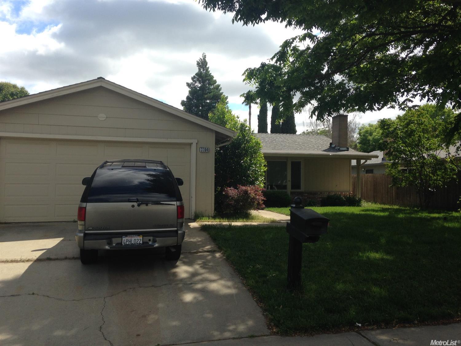 3704 Kelso Way, Modesto, CA 95356 photo 2