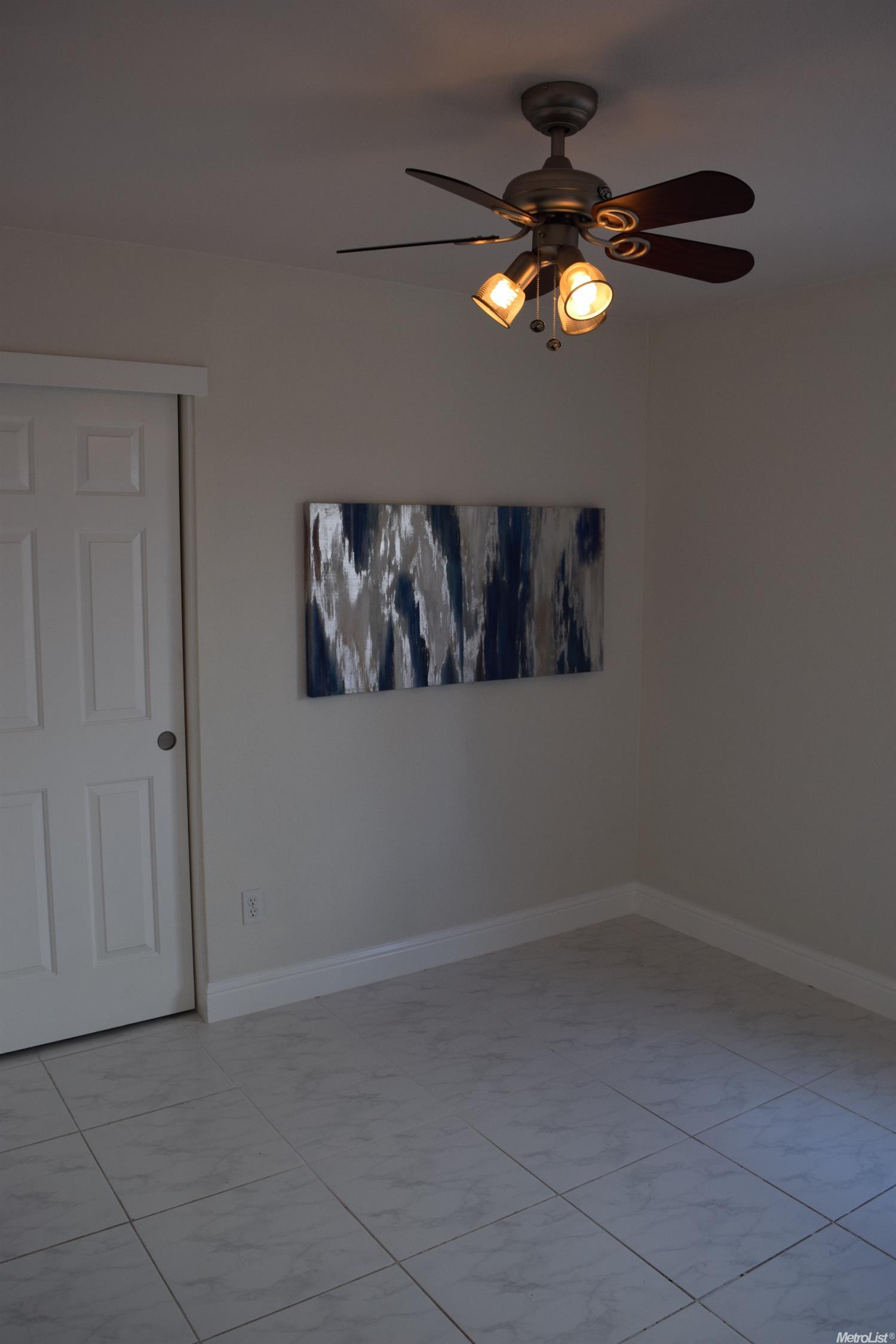 1402 Santander Ct, Davis, CA 95618 photo 16